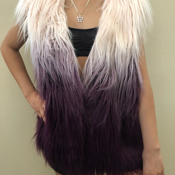 Faux Fur Blazer - Picture 2 of 6